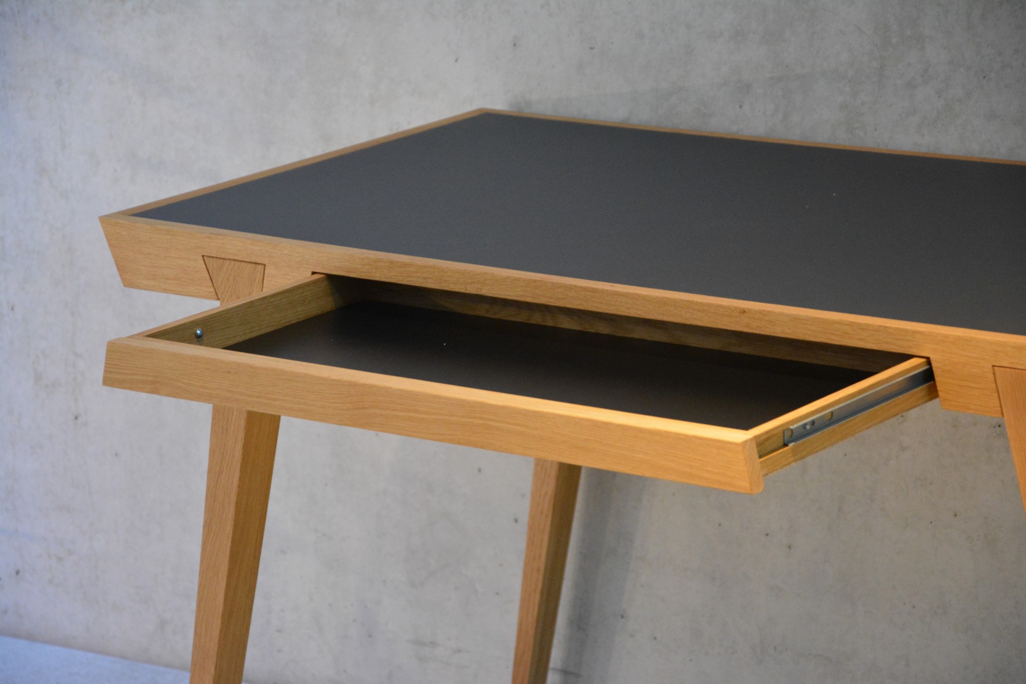 Schreibtisch Desk, Arbeitlplatte Linolium, Schublade